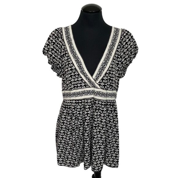 Max Studio V-Neck Blouse - Women’s L - Picture 1 of 6